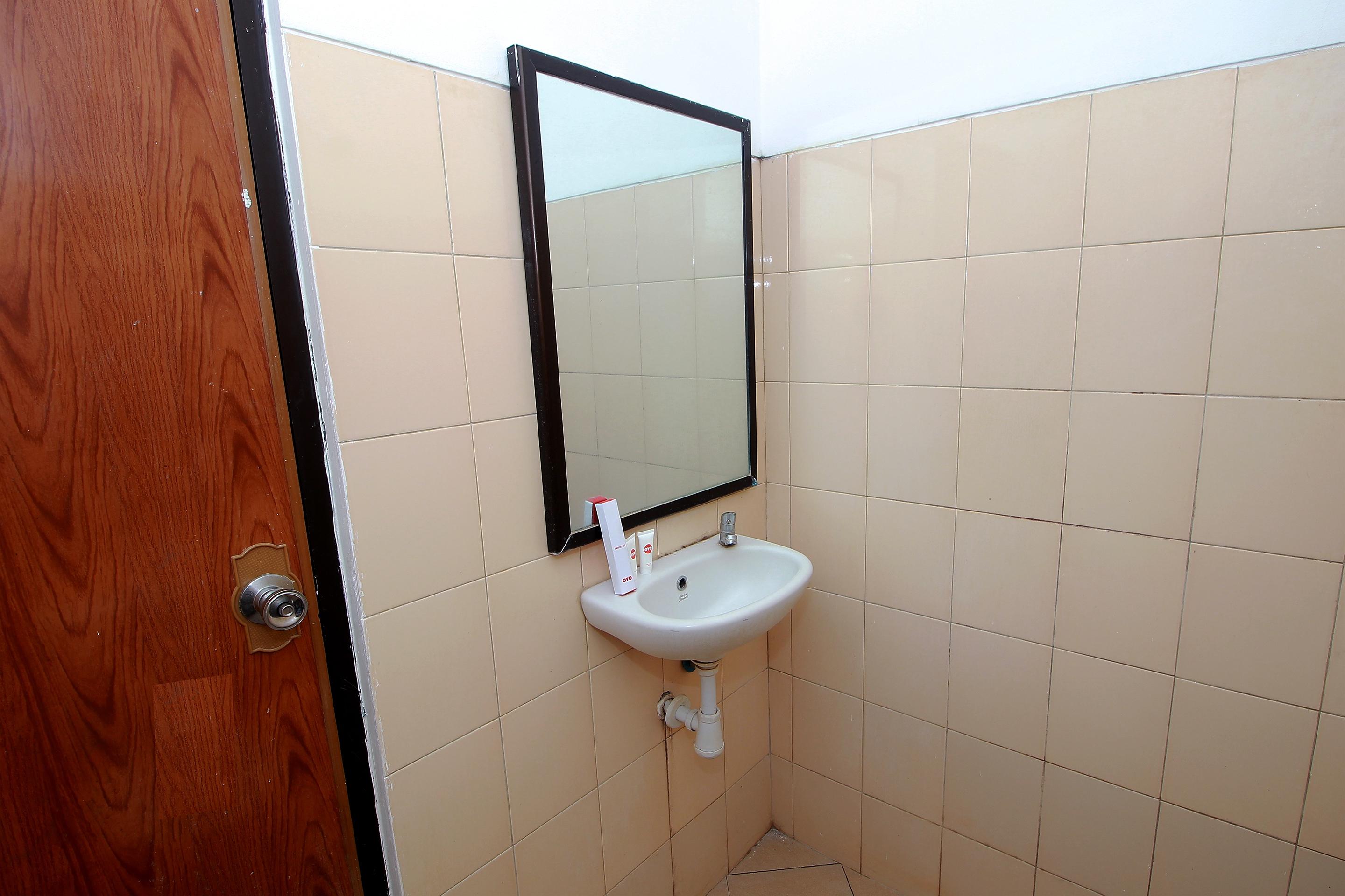 Super Oyo 1678 Jati Exclusive Homestay Bengkulu Dış mekan fotoğraf